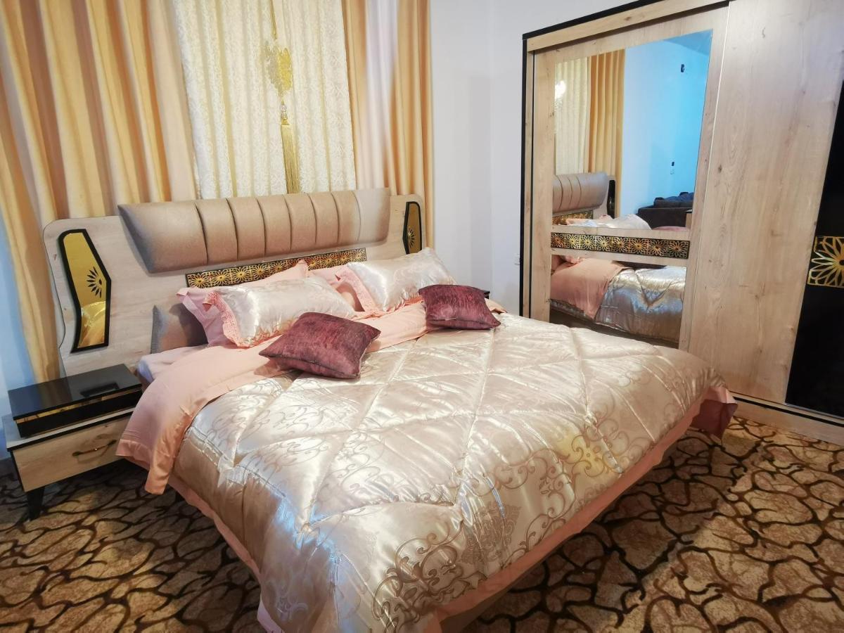 Karam Hotel Madaba Exterior photo