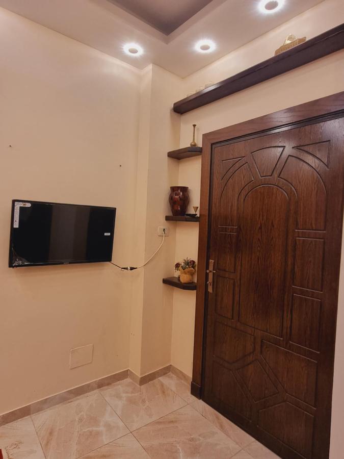 Karam Hotel Madaba Exterior photo
