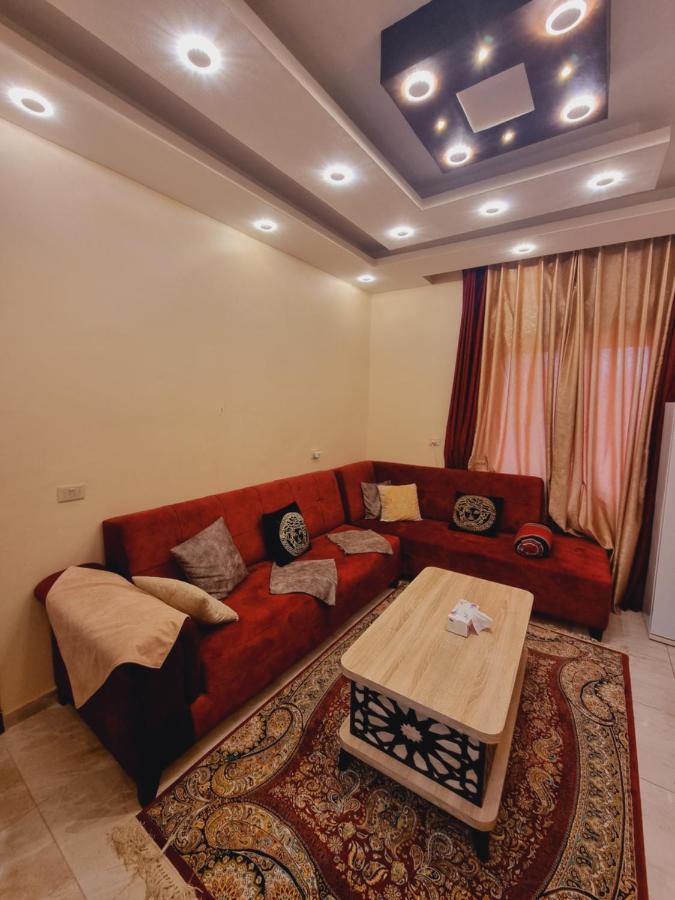 Karam Hotel Madaba Exterior photo